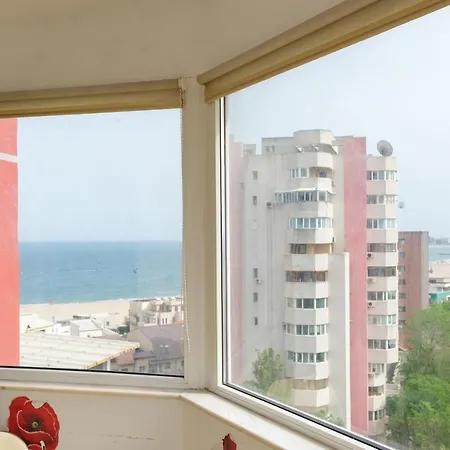 Apartament Faleza Nord 2 Apartment